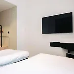Hotel Ibis Centre Rive Droite Pasteur 3*