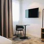 Ibis Centre Rive Droite Pasteur Hotel