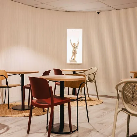 Ibis Centre Rive Droite Pasteur 3*