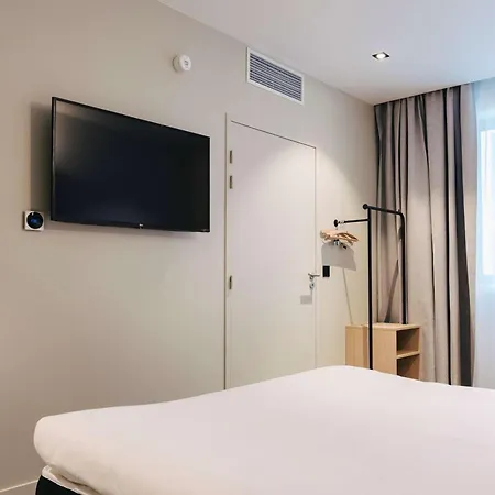 Hotel Ibis Centre Rive Droite Pasteur