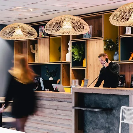 Ibis Centre Rive Droite Pasteur 3* Ruan