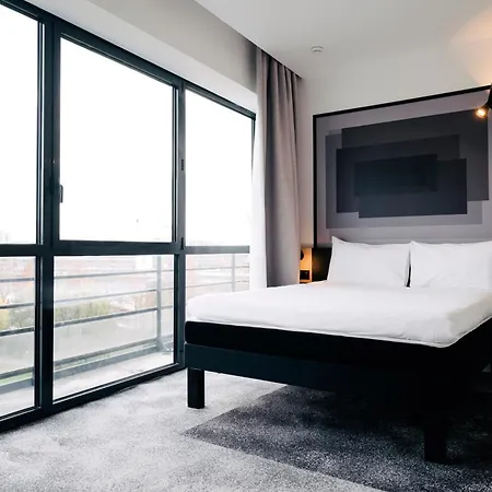 Ibis Centre Rive Droite Pasteur Szálloda