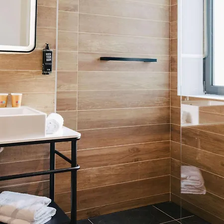 Ibis Centre Rive Droite Pasteur 호텔 3*