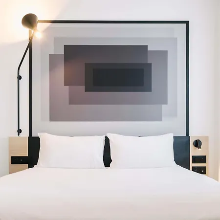 Ibis Centre Rive Droite Pasteur 3*