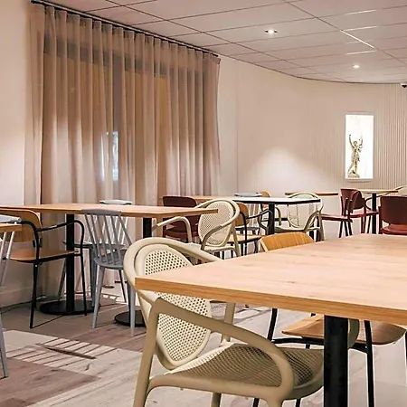 Ibis Centre Rive Droite Pasteur Hotel