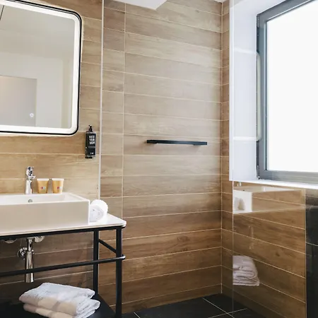 Ibis Centre Rive Droite Pasteur Hotel
