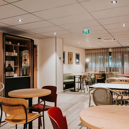 Ibis Centre Rive Droite Pasteur Hotel 3*