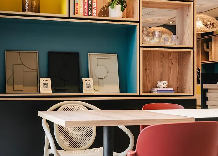 Otel Ibis Centre Rive Droite Pasteur 3*