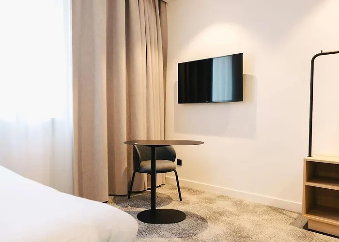 Ibis Centre Rive Droite Pasteur Szálloda 3*